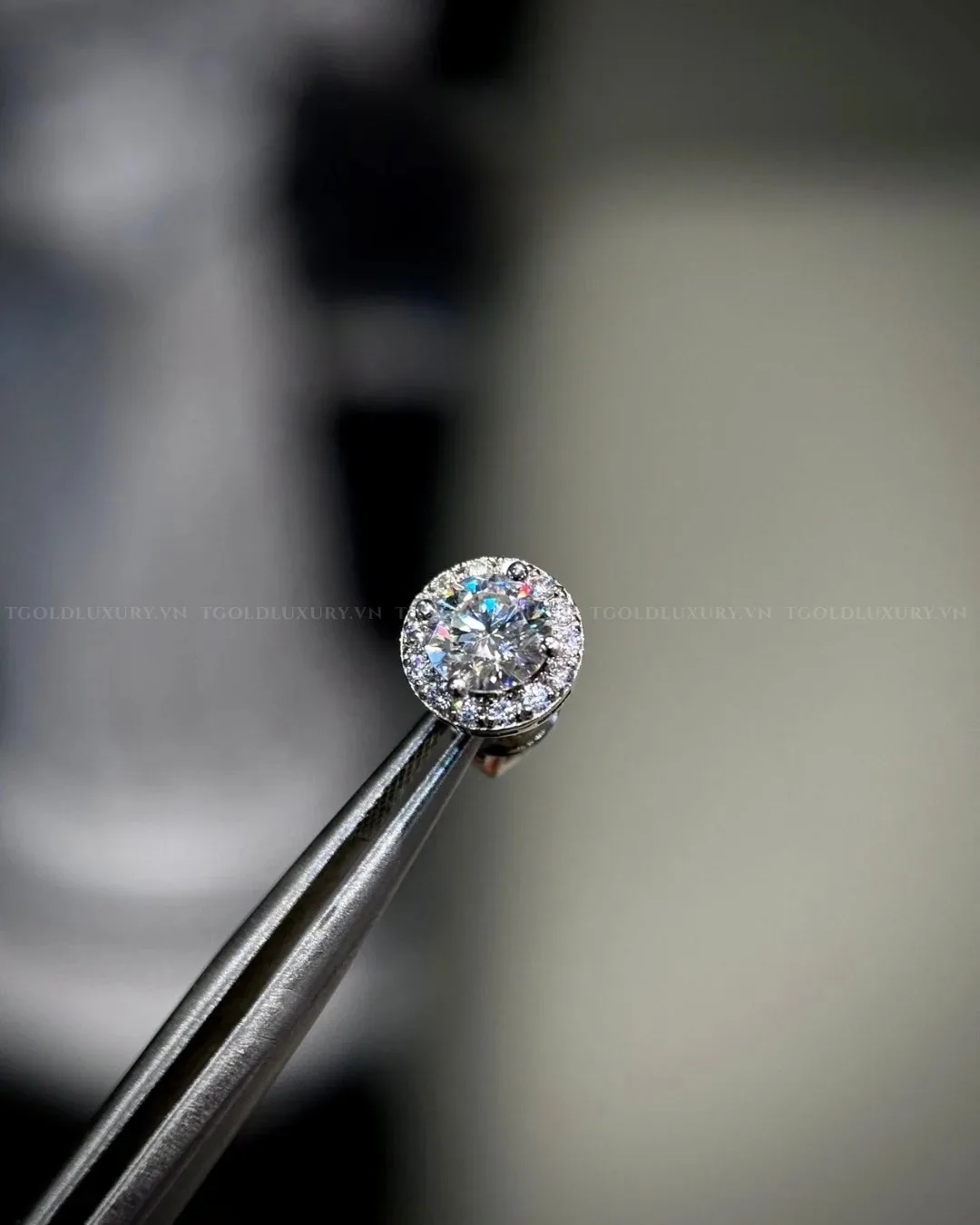 Bông Halo Tròn White Gold